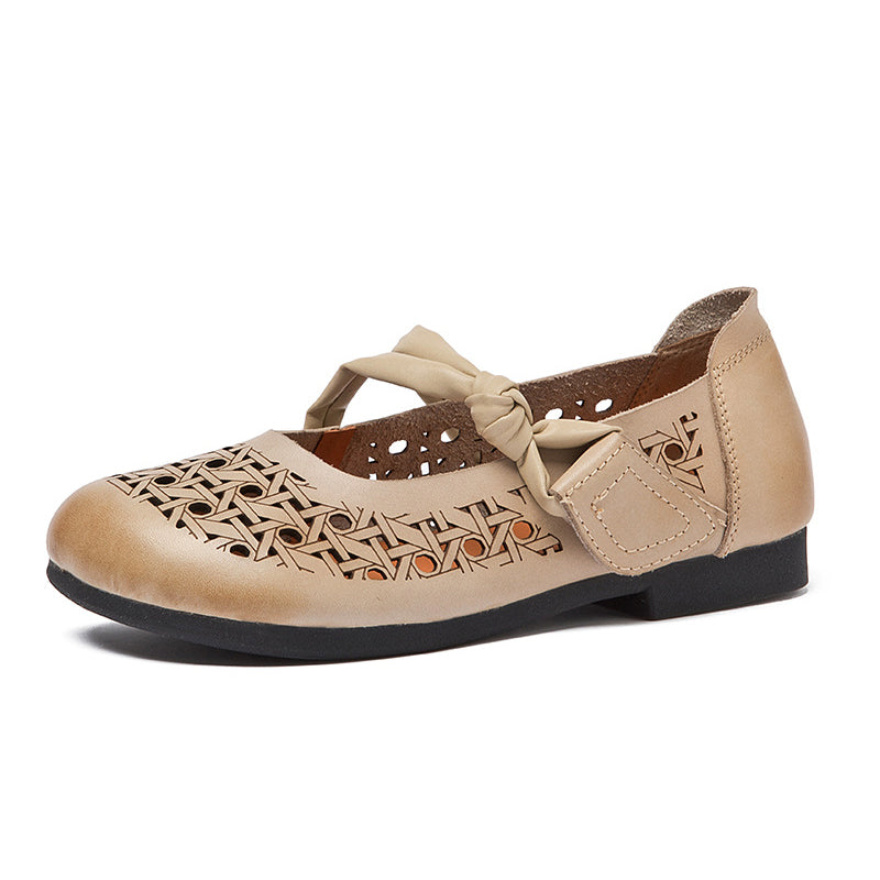 Hollow-out Breathable Flat Leather Peas Shoes