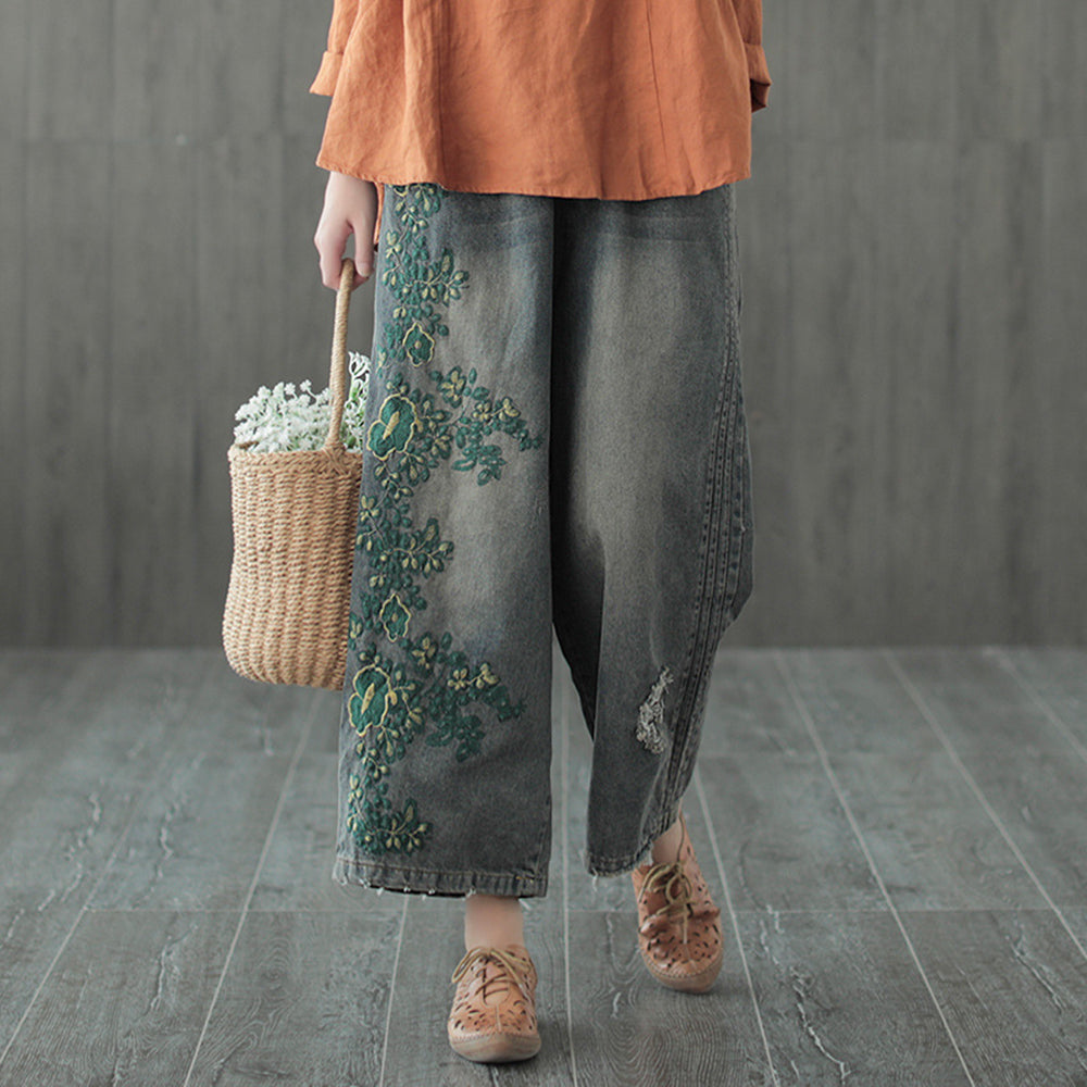 Ripped Artistic Embroidered Wide-leg Jeans