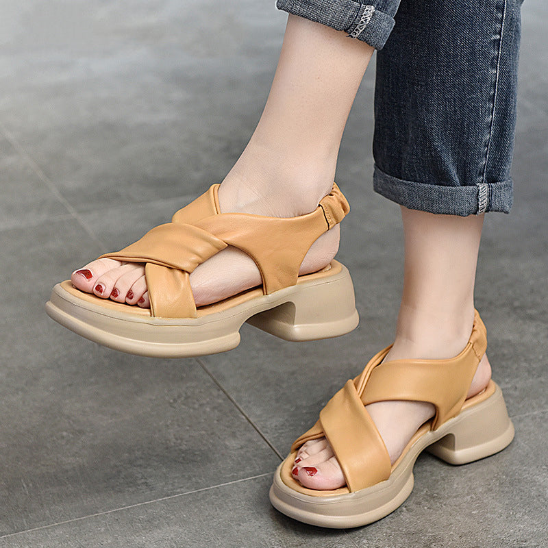 Stylish Twist Accents Leather Sandals