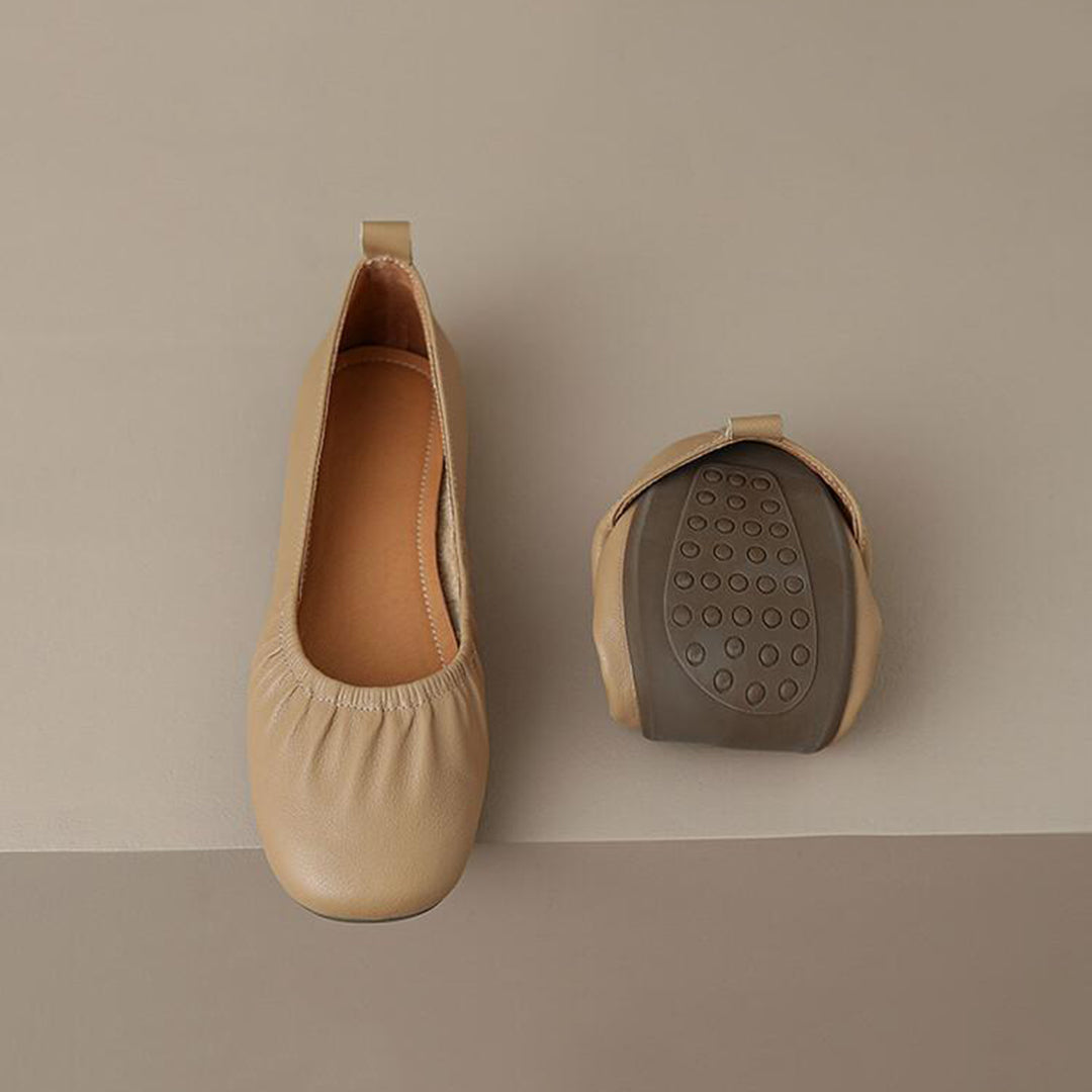 Women Solid Pleated Soft Flats Leather Shoes