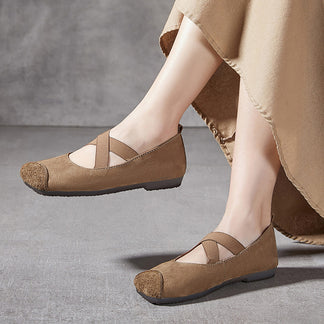 BALLET FLAT WITH CROSSOVER STRAP IN WHITE LAMBSKIN