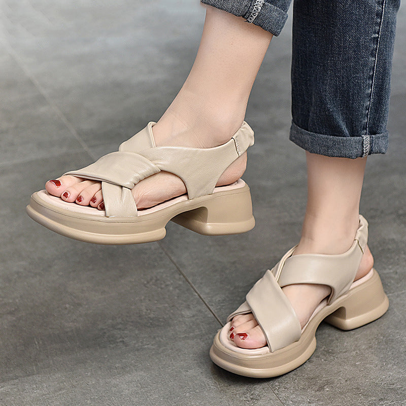 Stylish Twist Accents Leather Sandals