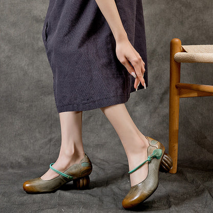 Women Retro Leather Round Toe Chunky Heels Shoes