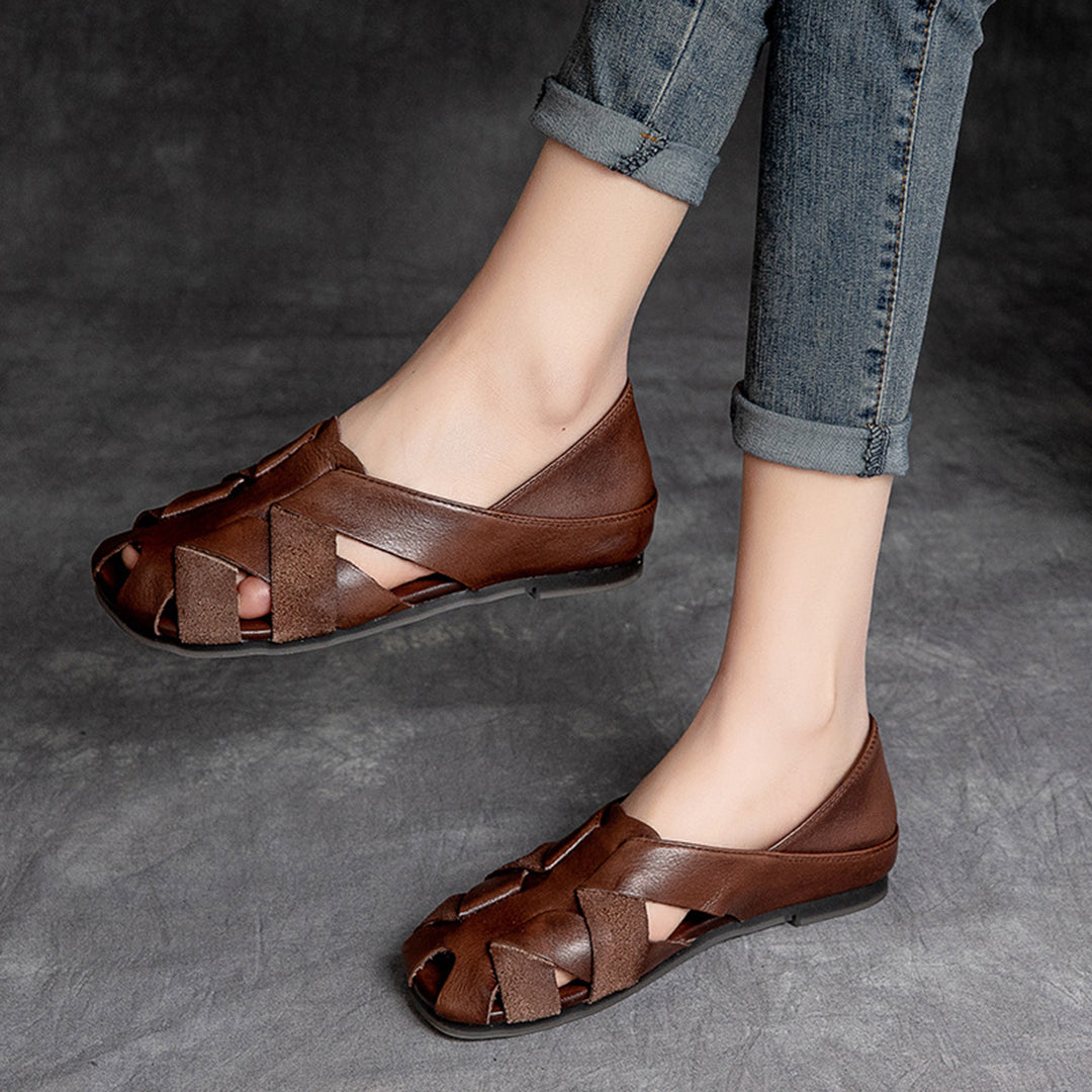 Retro Hollow Out Leather Slip On Shoes - Luckyback