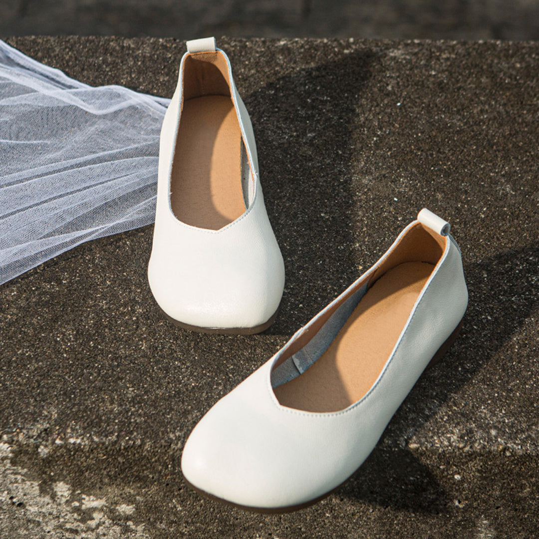Slip-On Women Retro Soft Leather Shoes - Luckyback