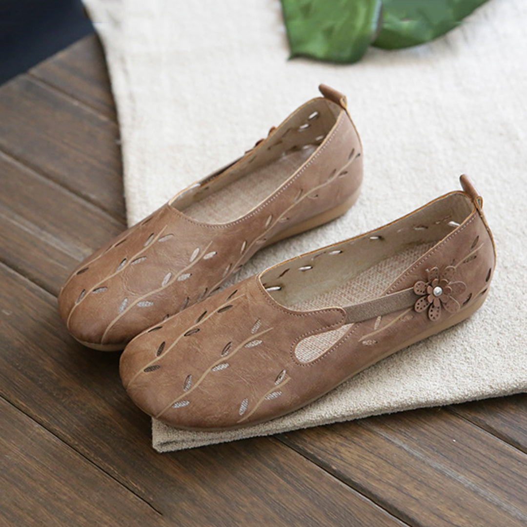 Hollow Out Leather Shoes main image 1