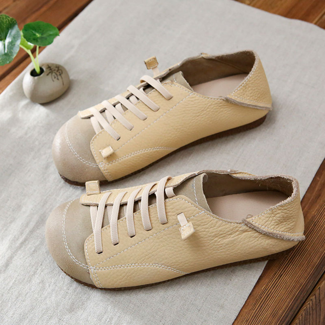 Women Leather Lace-Up Handmade Paneled Retro Shoes