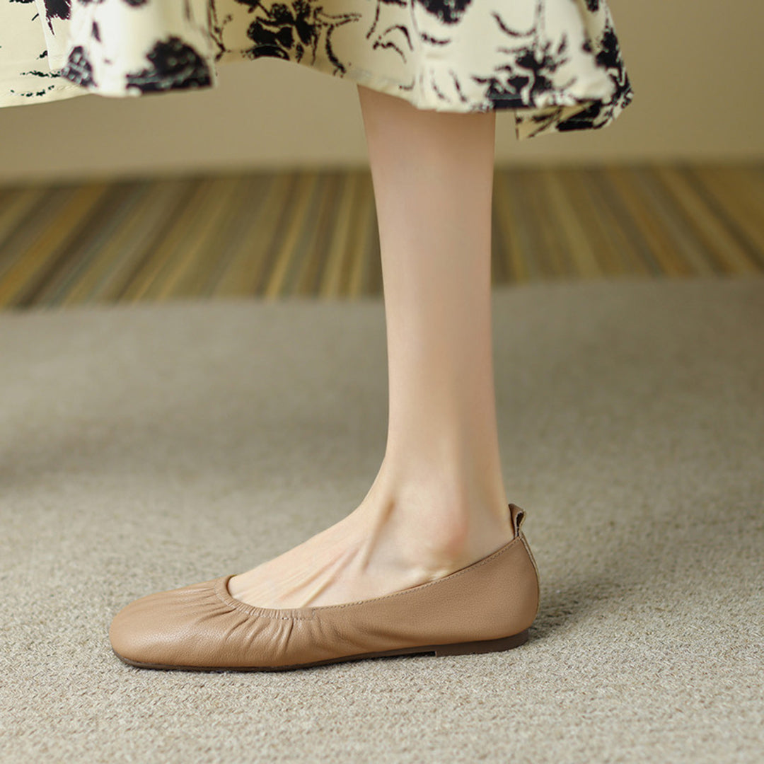 Women Solid Pleated Soft Flats Leather Shoes